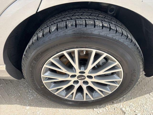 2025 Genesis GV80 2.5T Standard AWD