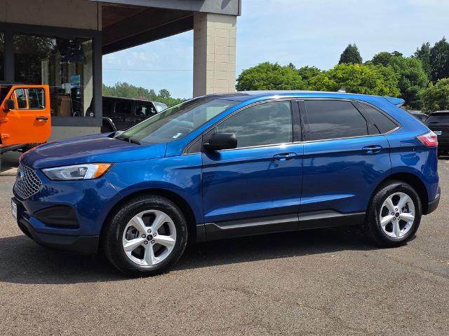 2023 Ford Edge SE