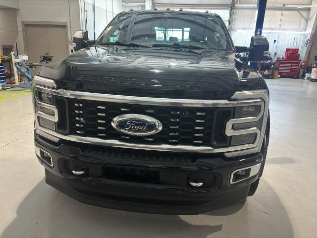 2024 Ford F-450 Limited