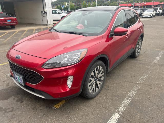 2020 Ford Escape Titanium Hybrid for sale in Roseburg, OR