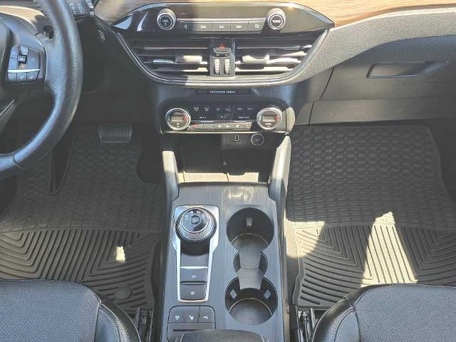2020 Ford Escape Titanium Hybrid