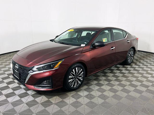 2024 Nissan Altima SV FWD