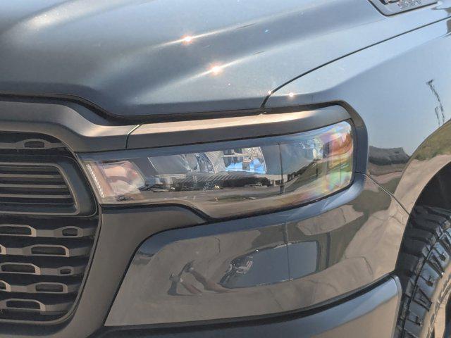2025 Ram 1500 Warlock Crew Cab 4x4 5'7" Box