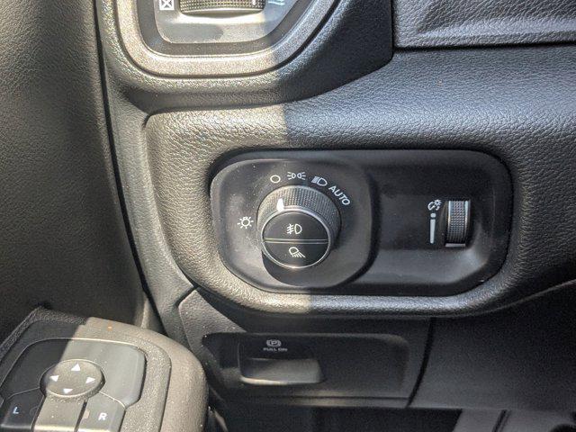2025 Ram 1500 Warlock Crew Cab 4x4 5'7" Box