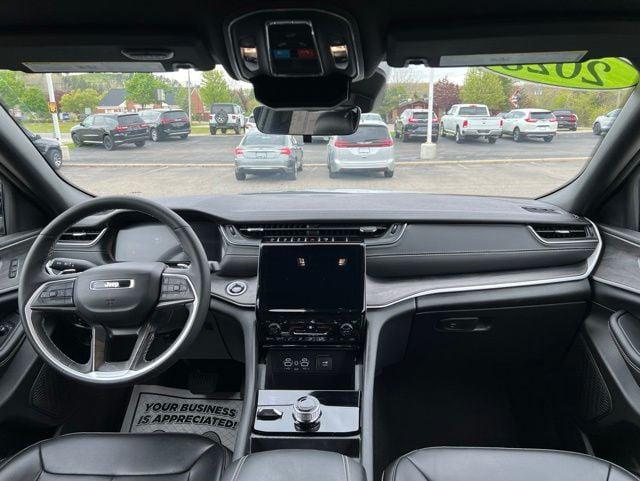 2025 Jeep Grand Cherokee Limited 4x4