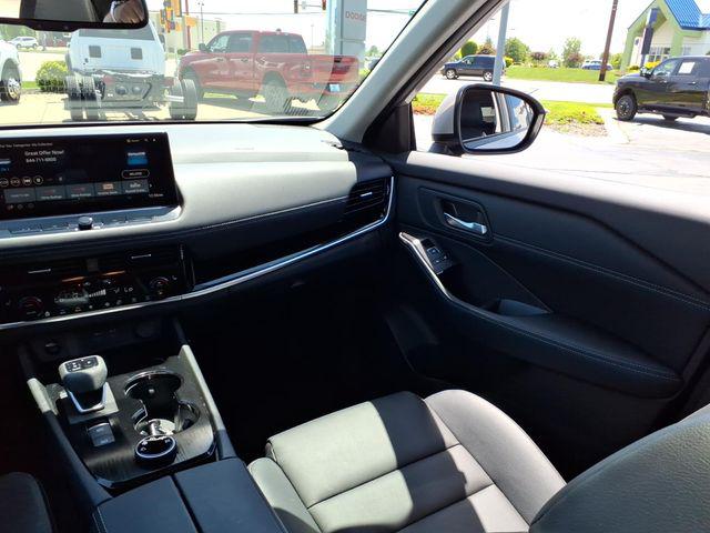2025 Nissan Rogue SL Intelligent AWD