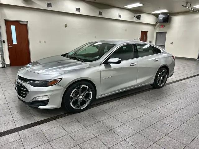2022 Chevrolet Malibu FWD LT