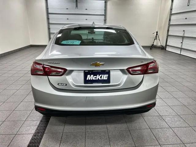 2022 Chevrolet Malibu FWD LT
