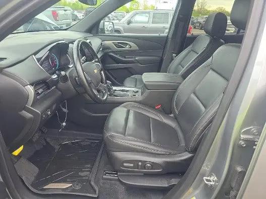 2023 Chevrolet Traverse AWD LT Leather