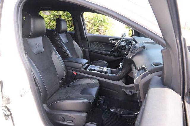 2022 Ford Edge ST