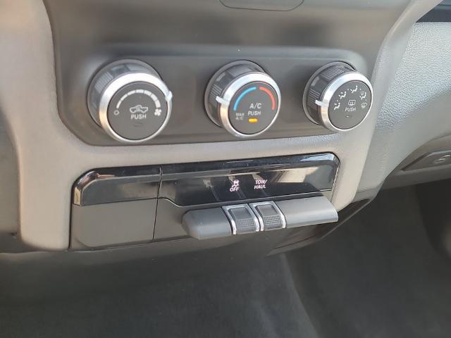 2022 Ram 1500 Lone Star Quad Cab 4x2 6'4" Box