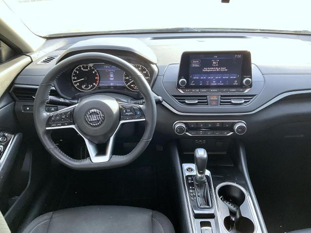 2022 Nissan Altima SV FWD