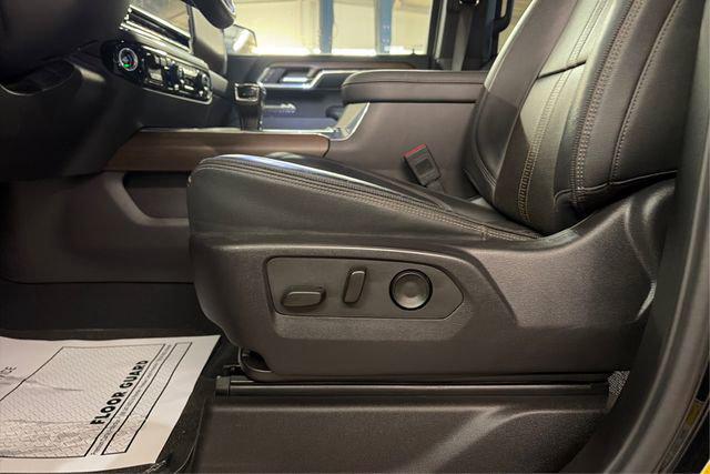 2024 Chevrolet Silverado 1500 4WD Crew Cab Short Bed High Country