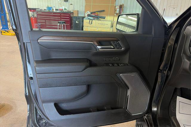 2024 Chevrolet Silverado 1500 4WD Crew Cab Short Bed High Country