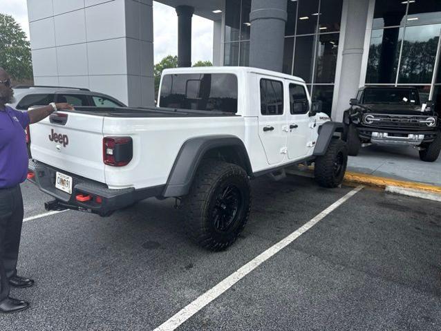 2022 Jeep Gladiator Sport