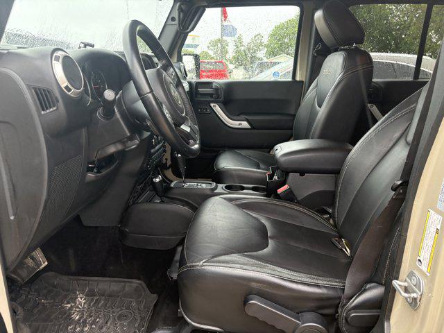 2017 Jeep Wrangler Unlimited Sahara 4x4