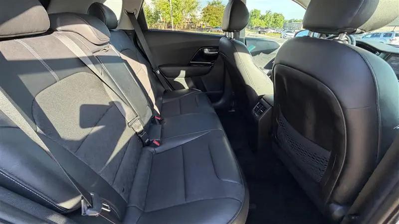 2020 Kia Niro Touring