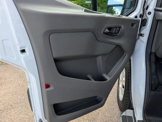 2022 Ford Transit Cargo Van Base