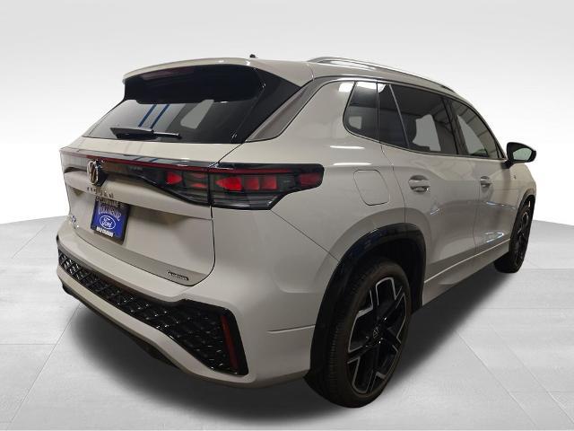 2025 Volkswagen Tiguan 2.0T SEL R-Line