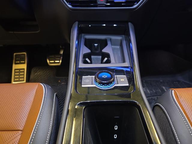 2025 Volkswagen Tiguan 2.0T SEL R-Line