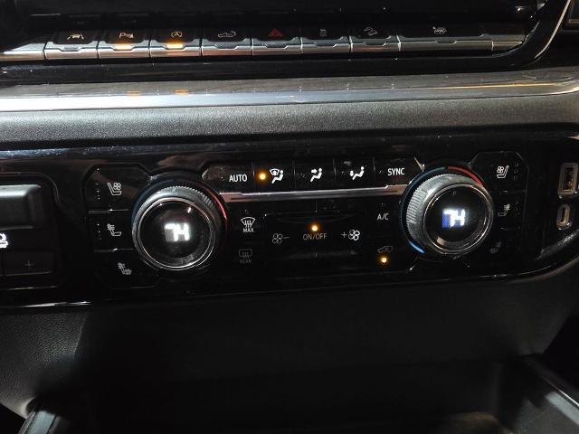 2022 Chevrolet Silverado 1500 4WD Crew Cab Short Bed LTZ