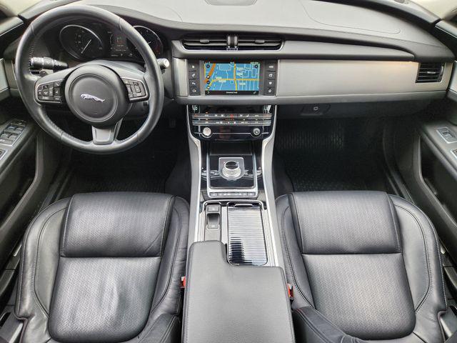 2016 Jaguar XF 35t Prestige