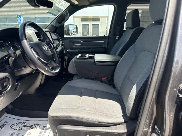 2022 Ram 1500 Big Horn Crew Cab 4x4 5'7" Box