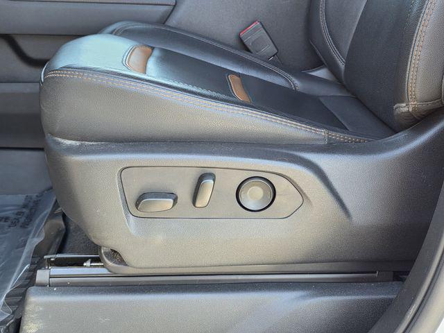2023 GMC Sierra 1500 4WD Crew Cab Standard Box AT4