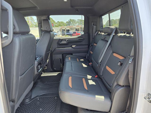 2023 GMC Sierra 1500 4WD Crew Cab Standard Box AT4