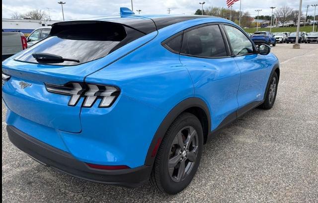 2022 Ford Mustang Mach-E Select
