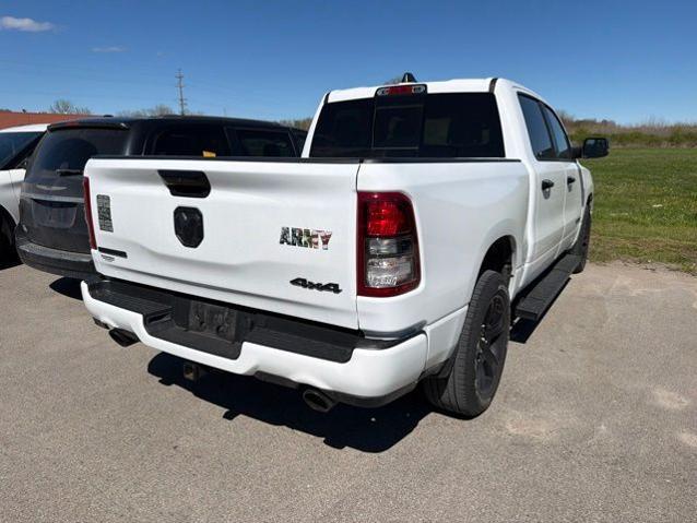 2023 Ram 1500 Big Horn Crew Cab 4x4 5'7" Box
