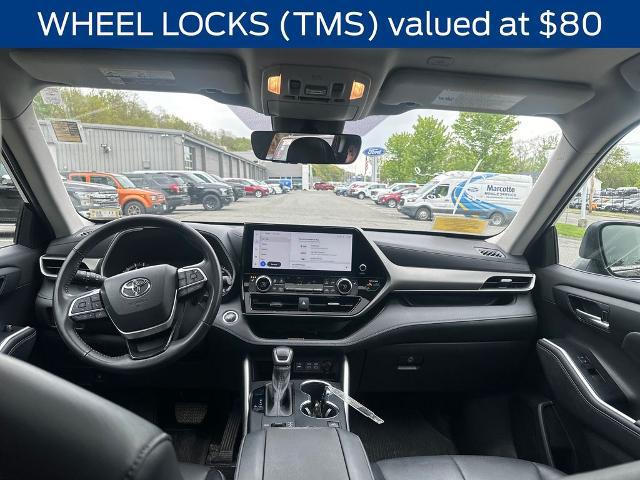 2023 Toyota Highlander XLE