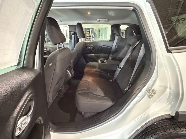 2021 Jeep Cherokee Latitude FWD