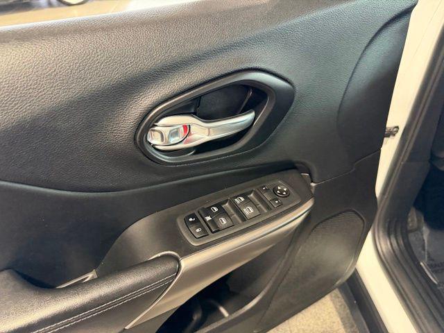 2021 Jeep Cherokee Latitude FWD
