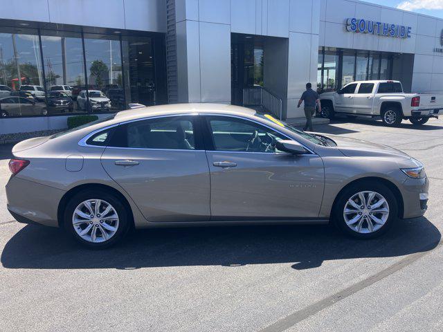 2022 Chevrolet Malibu FWD LT