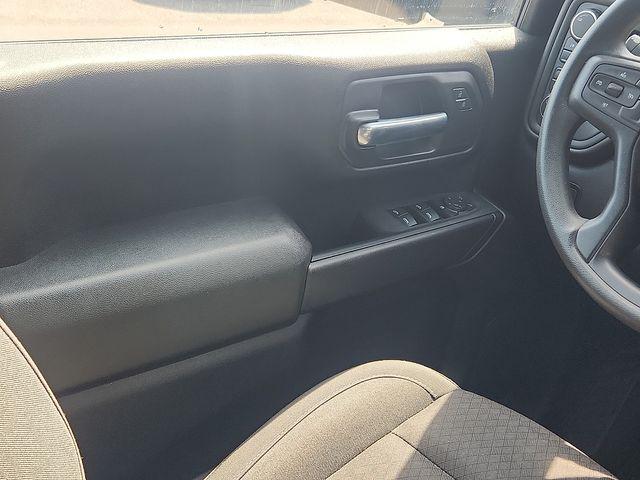2025 Chevrolet Silverado 2500HD 4WD Crew Cab Standard Bed Custom
