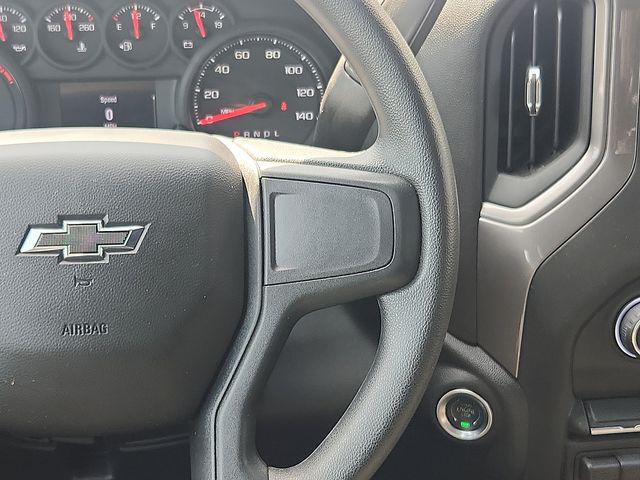 2025 Chevrolet Silverado 2500HD 4WD Crew Cab Standard Bed Custom