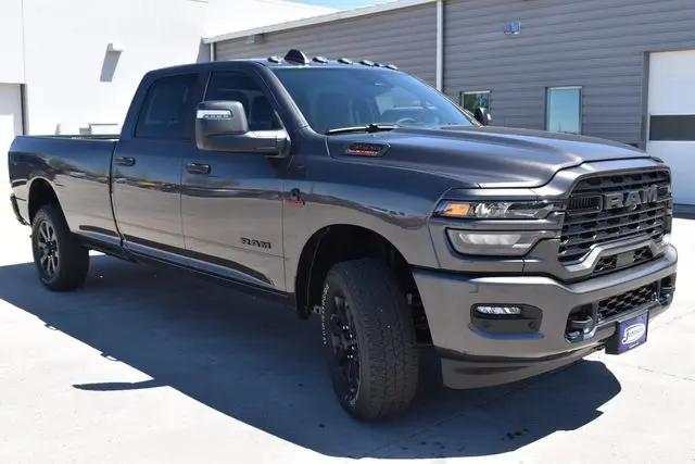 2026 Ram 3500 Big Horn Crew Cab 4x4 8' Box