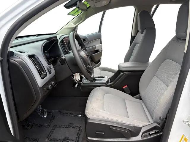2022 Chevrolet Colorado 4WD Crew Cab Short Box WT
