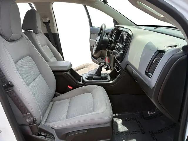 2022 Chevrolet Colorado 4WD Crew Cab Short Box WT