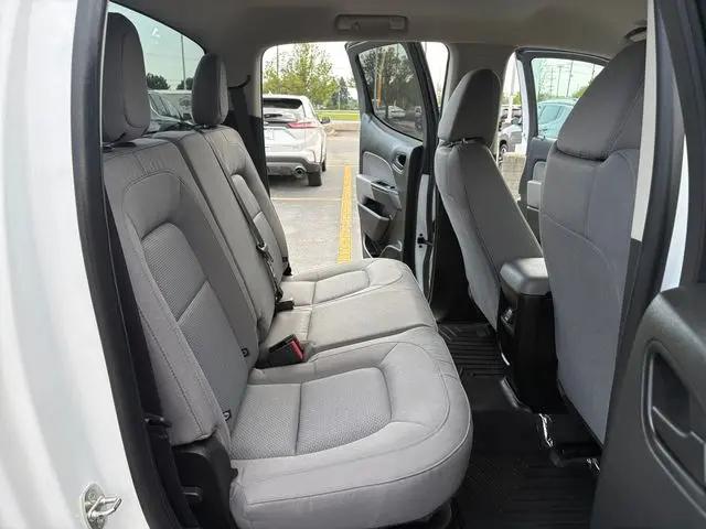 2022 Chevrolet Colorado 4WD Crew Cab Short Box WT