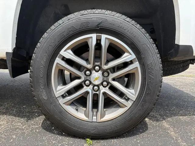 2022 Chevrolet Colorado 4WD Crew Cab Short Box WT