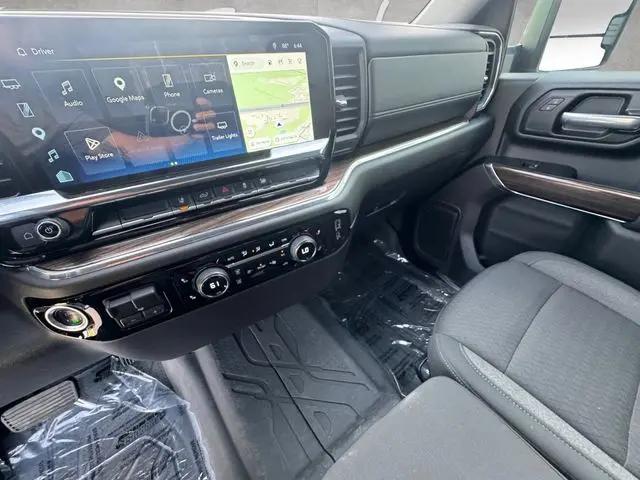 2025 Chevrolet Silverado 3500HD 4WD Regular Cab Long Bed LT