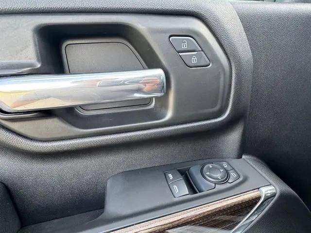 2025 Chevrolet Silverado 3500HD 4WD Regular Cab Long Bed LT