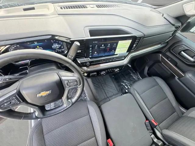 2025 Chevrolet Silverado 3500HD 4WD Regular Cab Long Bed LT