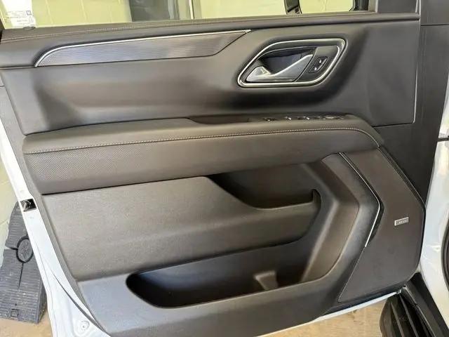 2024 GMC Yukon 4WD AT4