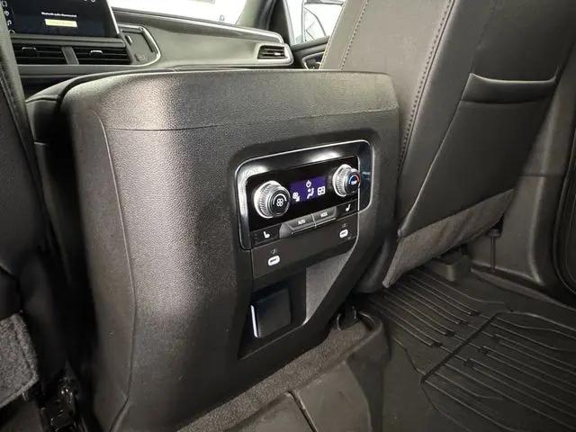 2024 GMC Yukon 4WD AT4