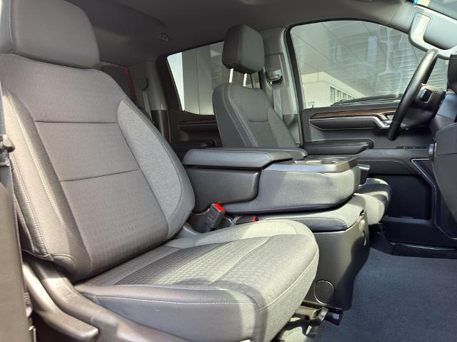 2024 Chevrolet Silverado 1500 4WD Crew Cab Short Bed RST