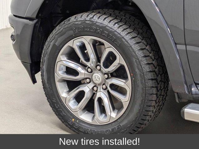2020 Ram 1500 Laramie Crew Cab 4x4 5'7" Box