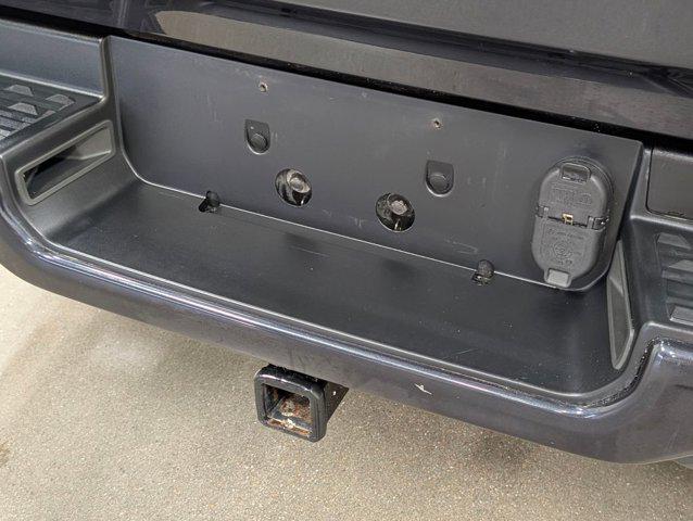 2020 Ram 1500 Laramie Crew Cab 4x4 5'7" Box